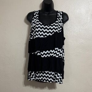 Deb Black and White Chevron Tank Top